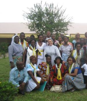 sr bernadeth e il gruppo del MLO della costa d'avorio