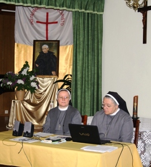 sr Alicia e Madre mabel durante l'incontro