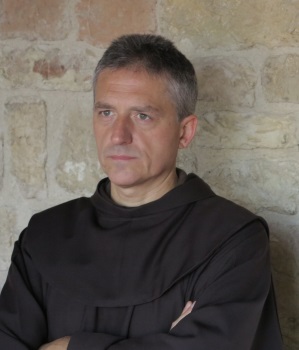 monsignor-Viola-944x1024