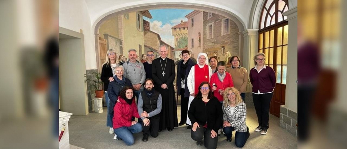 La Chiesa, un prato con molti fiori!