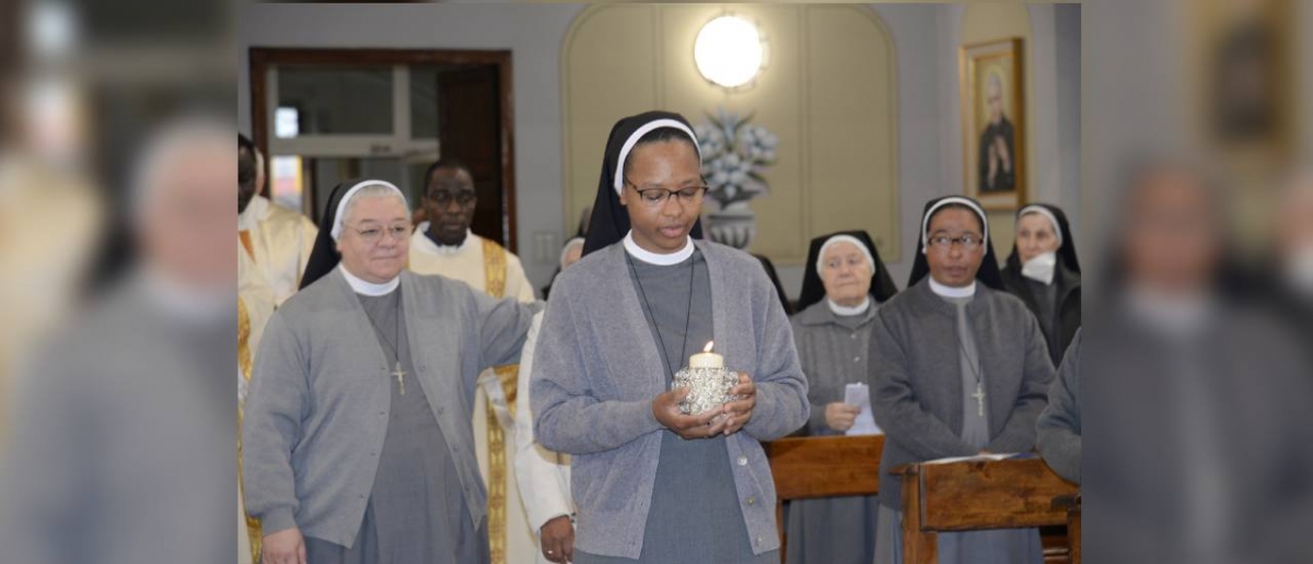 A Casa Madre la Professione Perpetua di Sr M. Evanilda Tavares