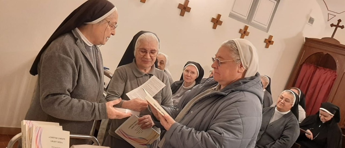 Caritas Christi urget nos. Conversare nello Spirito